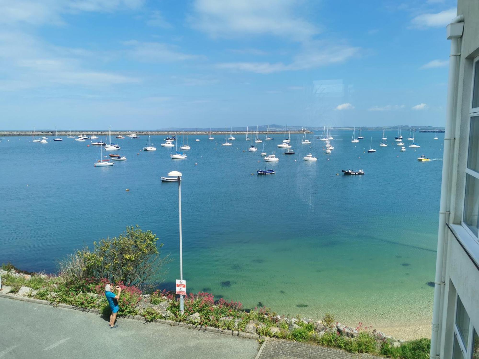 Marina Sea View Apt - Second Floor With Lift, Modern Holyhead Dış mekan fotoğraf